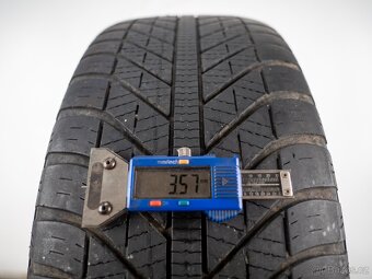 Citroen C4 Cactus - Originání 17" alu kola - Zimní pneu - 3