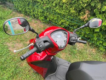 Skútr HONDA SH 125 - 3