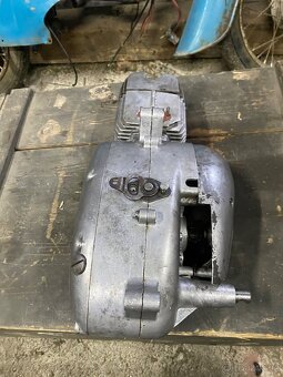 Motor jawa 50/05 č.2 - 3