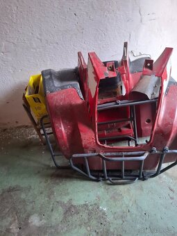 Kawasaki KLF220A (bayou) - 3