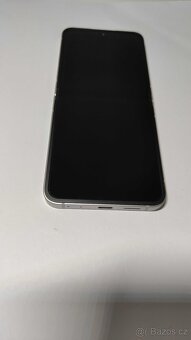 Samsung Galaxy Z Flip6 (F741B) 12GB/512GB, White - 3