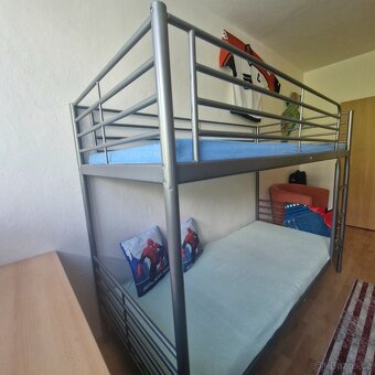 Patrová kovová postel IKEA - 3