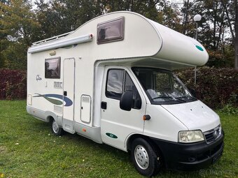OBYTNÉ AUTO MC louic - pouze 54 000km , klima nástavby - 3
