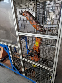 Robot KUKA KR 6 R 900 - 3