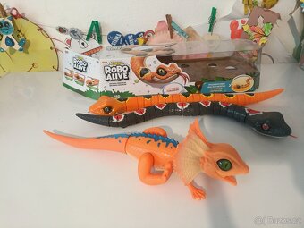 Robo alive. Ještěrka. Hračka. - 3
