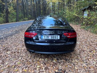 Audi A5 2.0 Tdi 2010 coupé - 3
