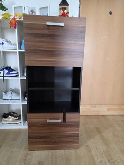 Obývací stěna použitá. - 3