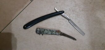 Spoustu starožitností z války na prodej - 3