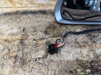 LEVÉ ZPĚTNÉ ZRCÁTKO ŠKODA OCTAVIA 2 FAC. 15 PIN 1Z1857507T - 3