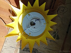 Nastene svetlo slunce - 3