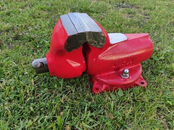 Svěrák York 125A s čelistmi na trubky, možné zaslat - 3