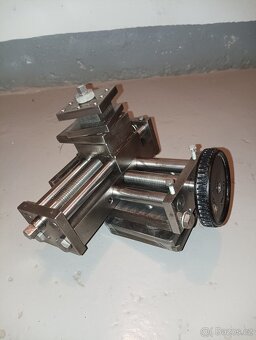 Suport/posuv k soustruhu - 3