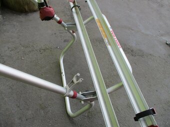 zadní nosič kol na karavan č. N 01 - 3