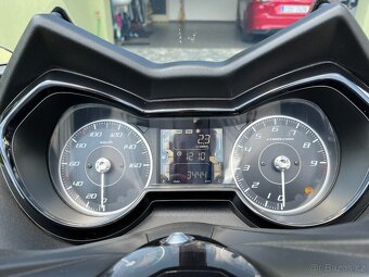 YAMAHA X MAX 300 Tech MAX, r.v. 2023, 3.444 km - 3