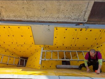 Prodam vyložení do zásobníku PUR - 3