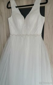 Bílé šaty - 3