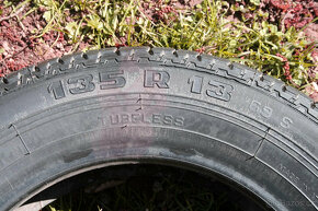 Nepoužitá pneu Pirelli 135 R13 69s - 3