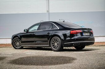 Audi A8 3.0 TDI V6 DPF clean diesel quattro tiptronic - 3