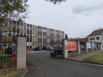 Pronájem parkovacích stání - Pardubice, Mezi Mosty - 3
