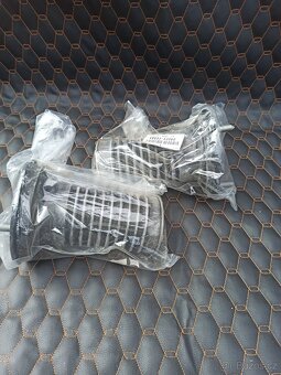 Horní uložení tlumičů OEM Lexus IS250 IS300 IS300h IS350 - 3
