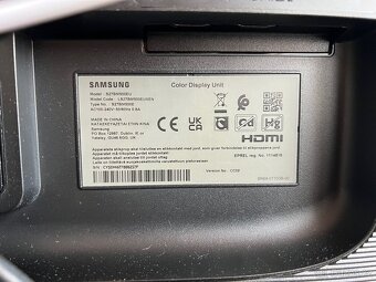 Smart Monitor Samsung M5 27” - 3