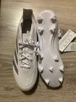 Kopačky Predator League FG white - 3