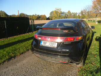 Honda CIVIC - 3