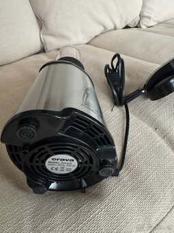 stolní smoothie mixér - 3