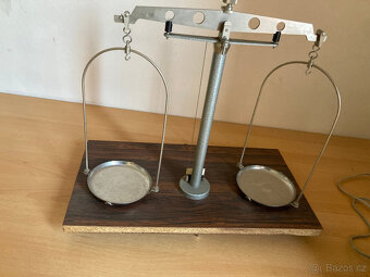 Laboratorní váhy - 3