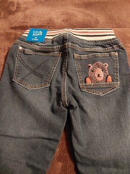 Nové zateplené džíny a tričko vel. 122 - 3