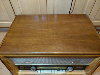 Staré rádio Hornyphon virtuoso - 3