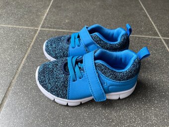 PRODÁM TENISKY, MODRÉ, VELIKOST 23, JAKO NOVÉ - 3