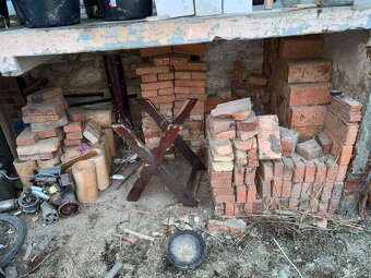 Cihly , hurdysky, komínovky - 3