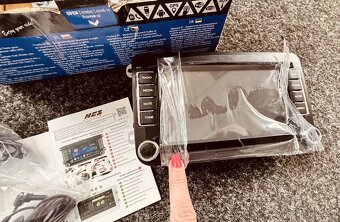 Autorádio NCS RS-404 - 3