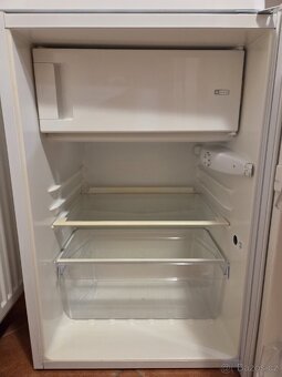 Lednice IKEA 55cm široká, pod linku - 3