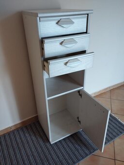 PRODEJ SKŘÍŇKY - 3