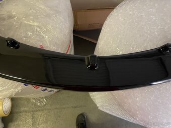 Lipo spoiler pod nárazník na BMW F30 F31 2012-2019 - 3