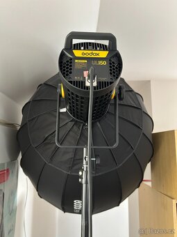 Tiché LED světlo Godox UL150 + Godox Soft Box + stativ - 3