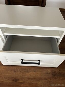 Tv stolek - 3