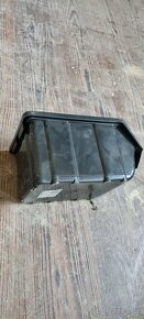 Box / krabice - závesný a stohovatelný - 3