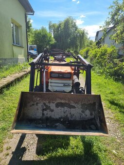 Malotraktor Kubota B1502 15koní s nakladačem - 3