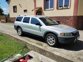 Volvo XC70 D5 manuál - 3