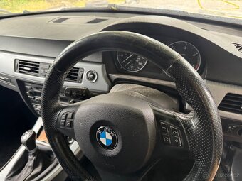 BMW E90/E91/E87 M-Paket volant kompletni - 3