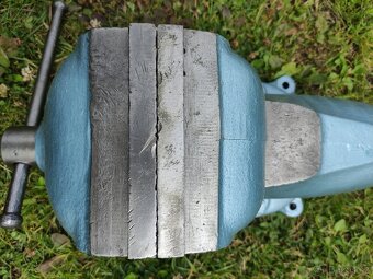 Svěrák York 150A, s čelistmi na trubky, možné zaslat - 3