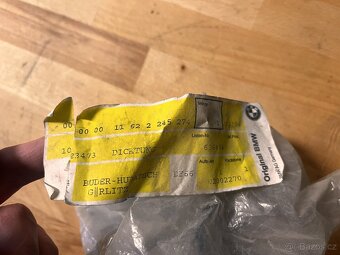 Náhradní díly E36 i nové - 3