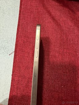 16 Pro Max gold 256 GB top stav - 3