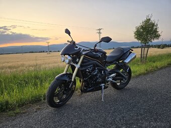Triumph street triple 675 - 3