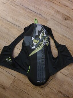 Chránič páteře Komperdell vel. M - 3