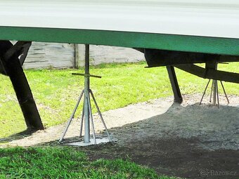 Usazovací opěrky - 3