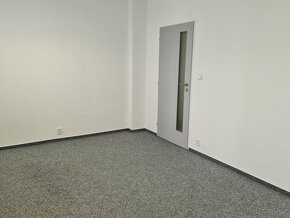 Pronájem kanceláře 14,5m2 + spol. prostor 20m2 – Liberec I - 3